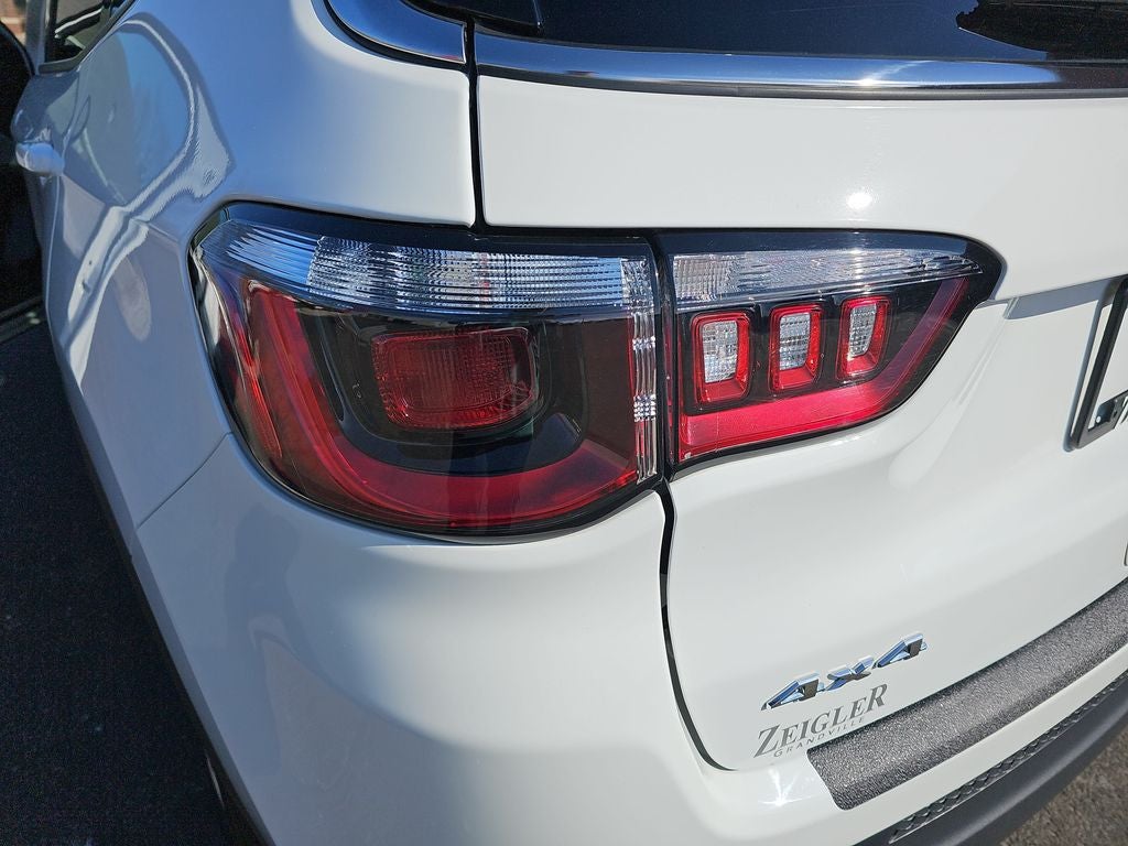 2024 Jeep Compass Latitude Lux