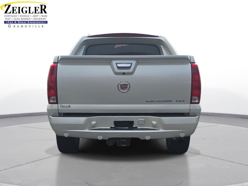2008 Cadillac Escalade EXT Base