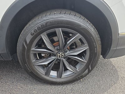 2023 Volkswagen Tiguan 2.0T SE