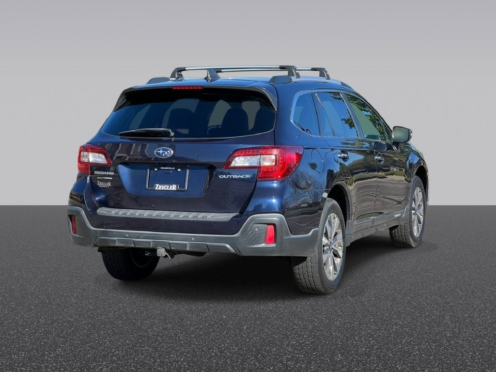 2018 Subaru Outback 2.5i Touring