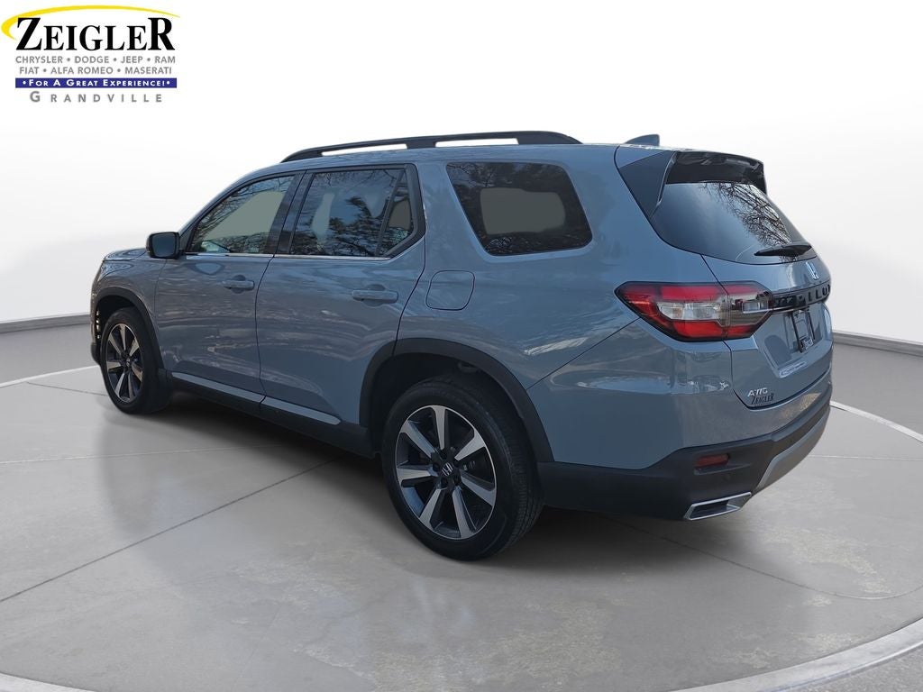 2023 Honda Pilot Touring