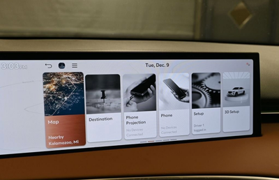 2025 Genesis GV70 2.5T