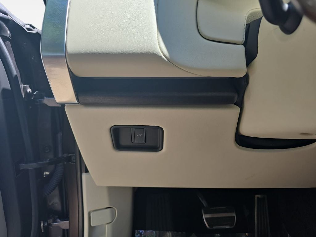 2023 Land Rover Range Rover Autobiography