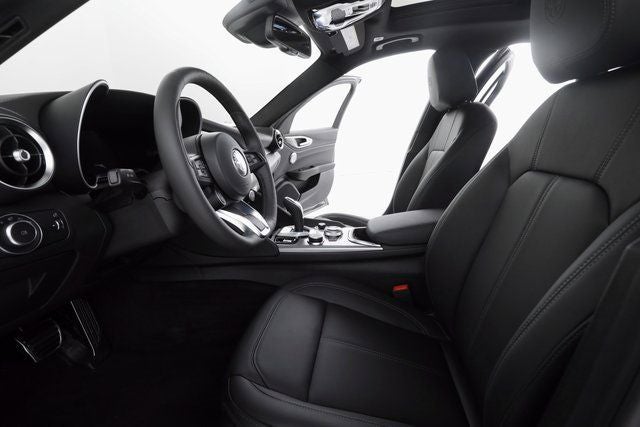2024 Alfa Romeo Giulia Ti