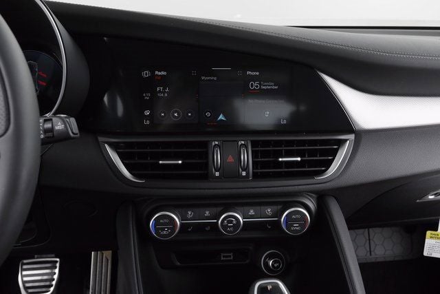 2024 Alfa Romeo Giulia Ti