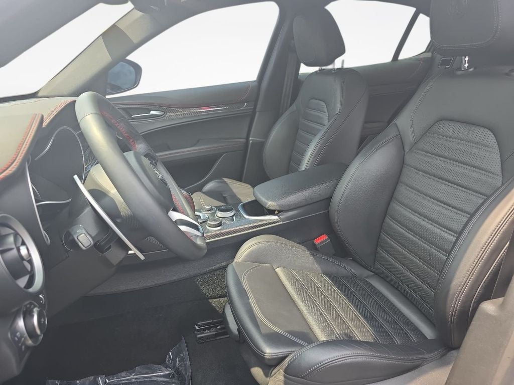 2023 Alfa Romeo Stelvio Veloce
