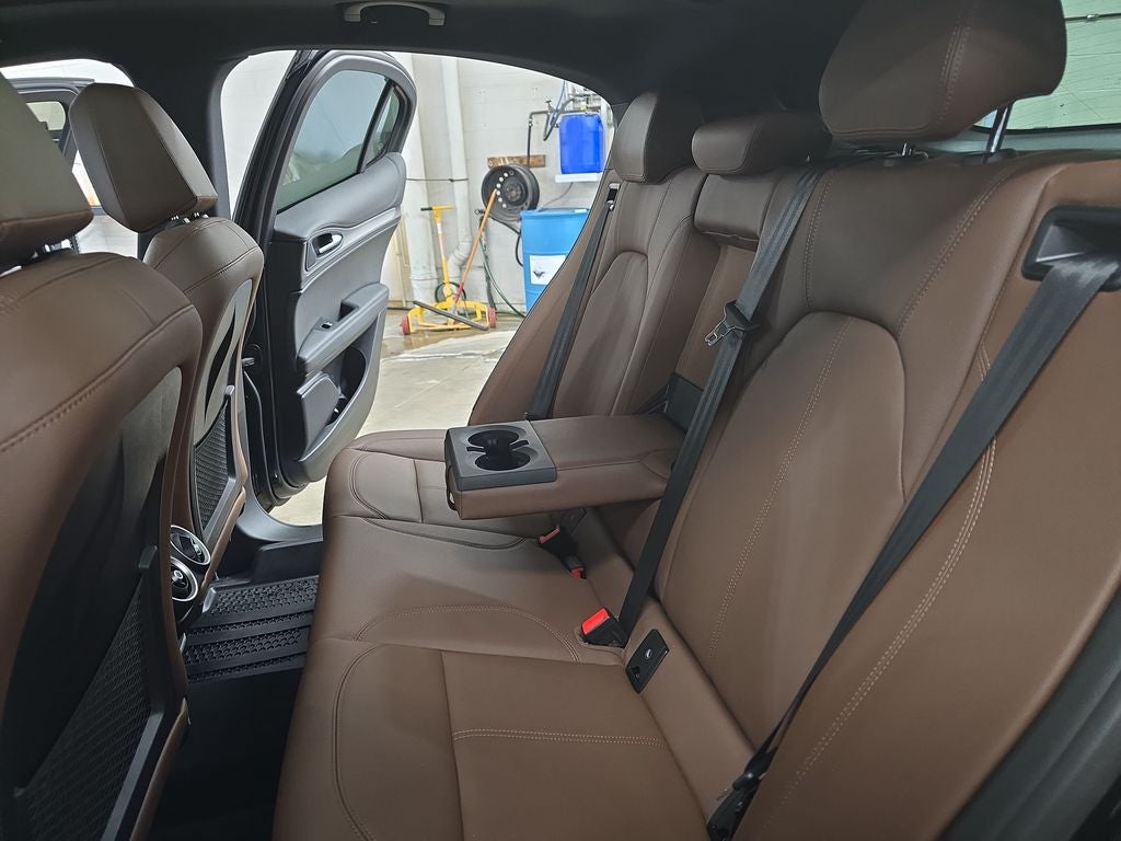 2024 Alfa Romeo Stelvio Ti