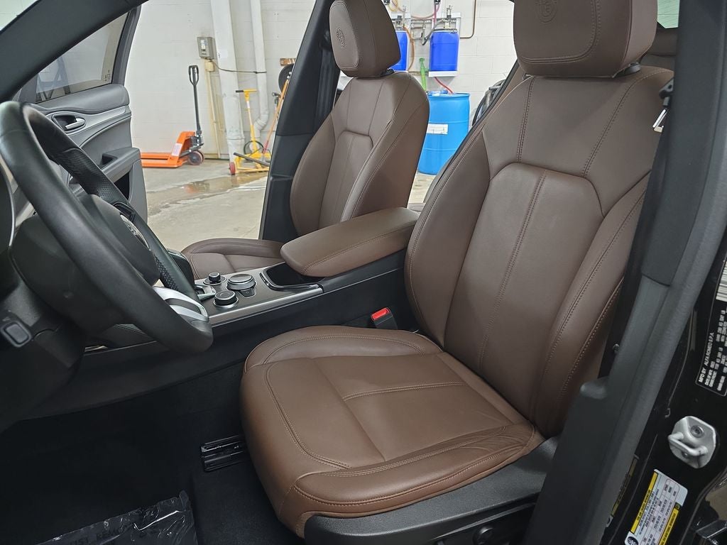 2024 Alfa Romeo Stelvio Ti