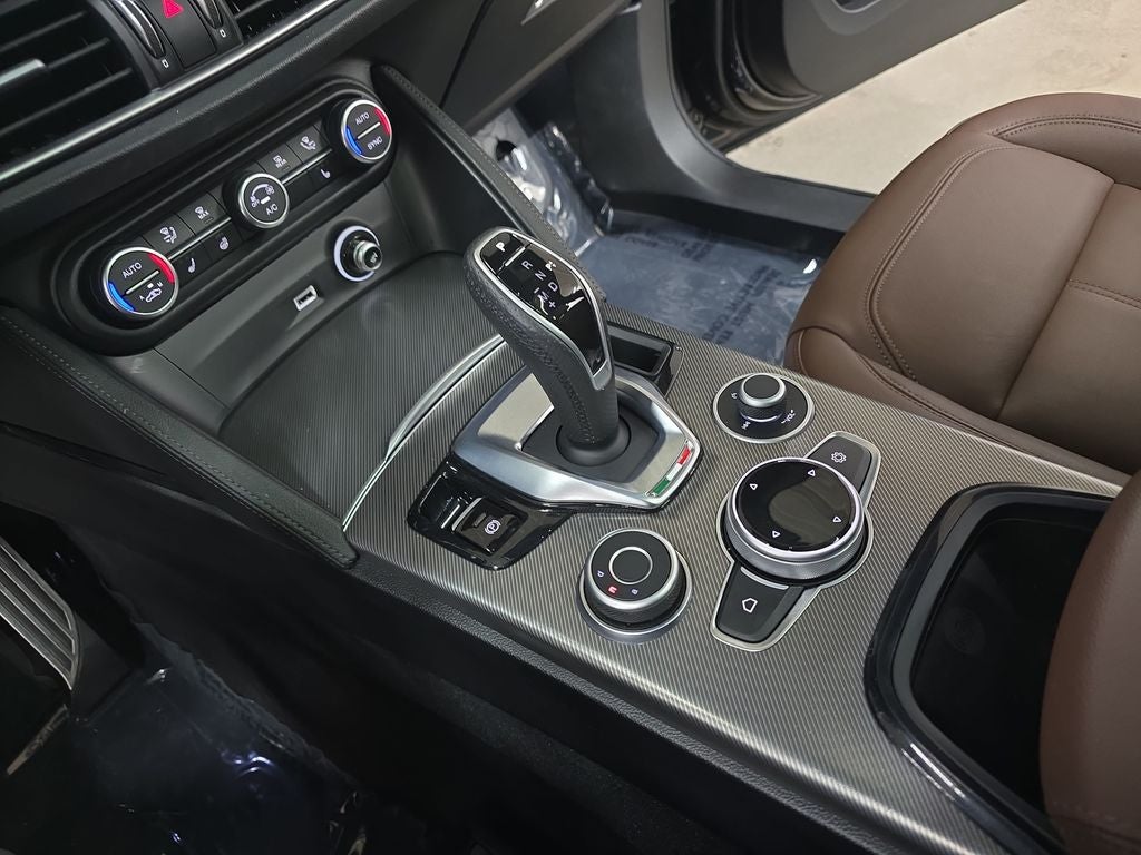 2024 Alfa Romeo Stelvio Ti