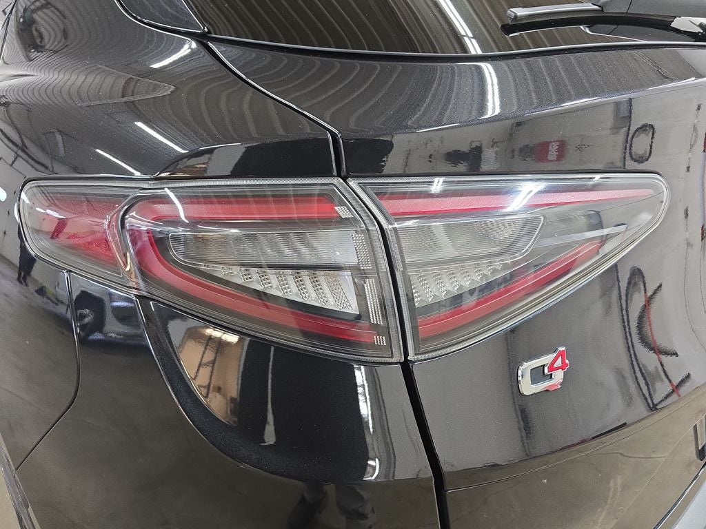 2024 Alfa Romeo Stelvio Ti