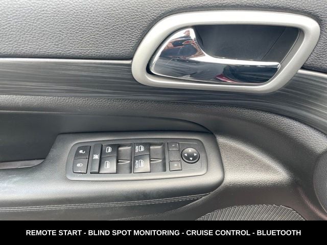 2020 Jeep Grand Cherokee Laredo E 4WD