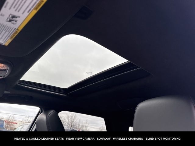 2024 Dodge Durango R/T Plus BLACKOUT PACKAGE