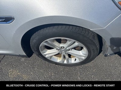 2013 Ford Taurus SEL AWD VERY CLEAN