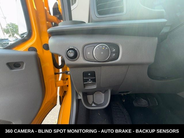 2026 Ford Transit-350 XLT 15 PASSENGER
