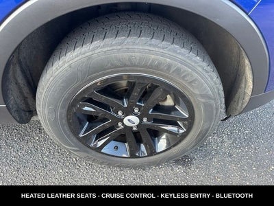 2015 Ford Explorer XLT LOW MILES