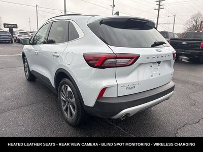 2025 Ford Escape Platinum AWD