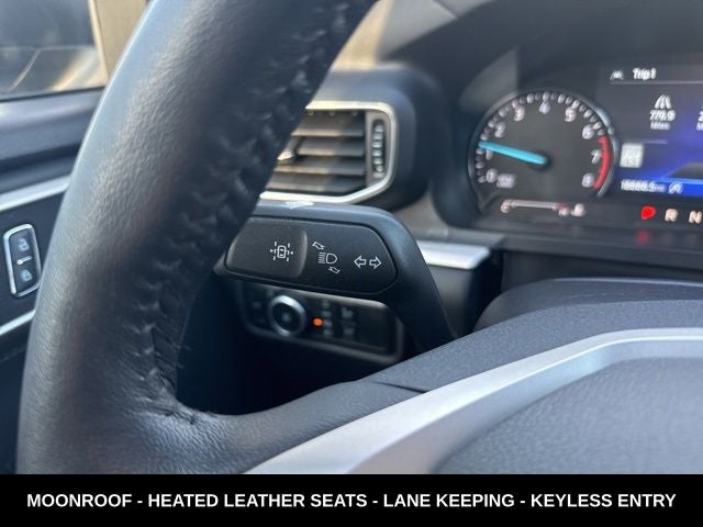 2024 Ford Explorer XLT PANORAMIC ROOF