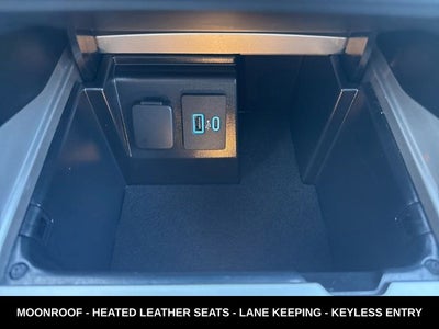 2024 Ford Explorer XLT PANORAMIC ROOF