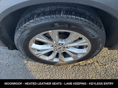 2024 Ford Explorer XLT PANORAMIC ROOF