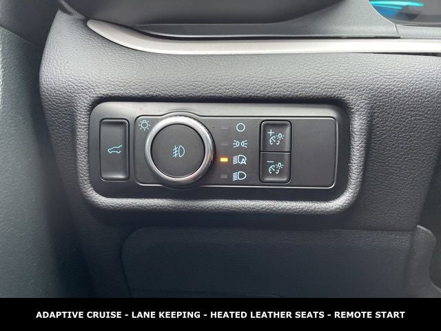 2023 Ford Explorer XLT TWIN PANEL MOONROOF