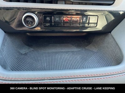 2025 Ford Explorer Active 4WD COMFORT PACK