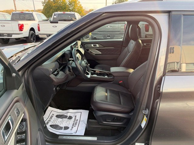 2025 Ford Explorer Platinum ULTIMATE PACKAGE