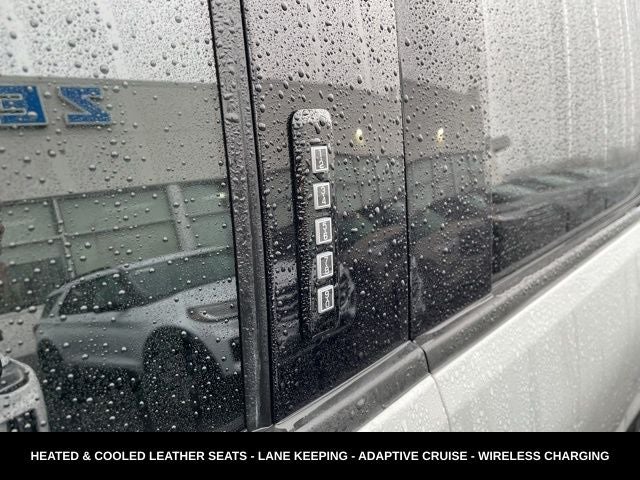 2023 Ford F-150 Lariat TWIN PANEL MOONROOF