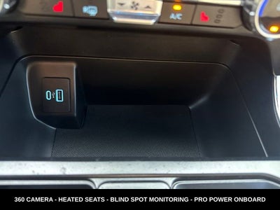 2023 Ford F-150 XLT 5.0 V8