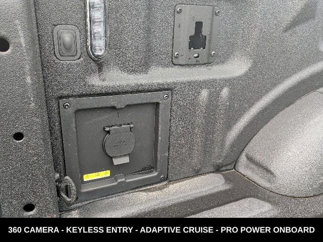 2024 Ford F-150 XLT BLACKOUT PACKAGE