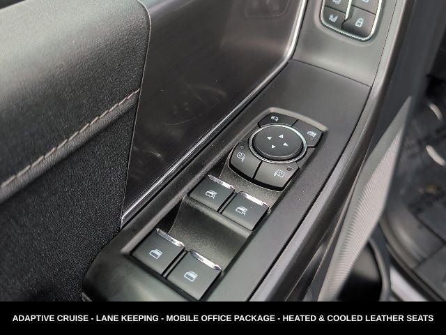 2024 Ford F-150 Lariat TWIN PANEL MOONROOF