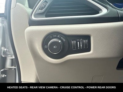 2024 Chrysler Pacifica Touring L STOW N GO SEATING