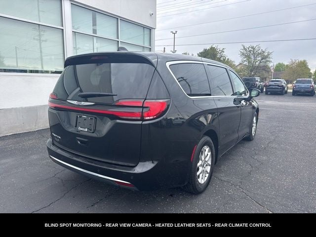 2023 Chrysler Pacifica Touring L HEATED SEATS & STEERING WHEEL