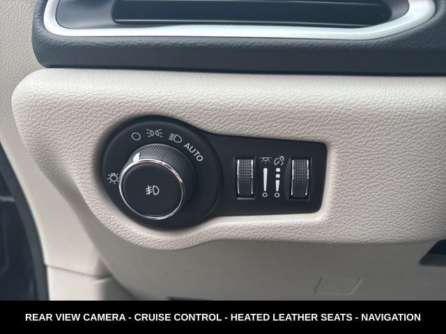 2023 Chrysler Pacifica Touring L HEATED SEATS & STEERING WHEEL