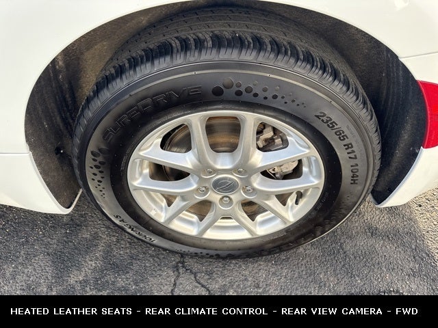 2023 Chrysler Pacifica Touring L STOW N GO SEATING