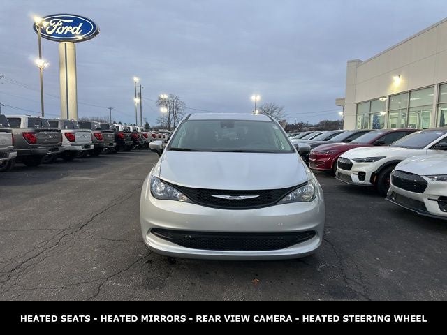 2023 Chrysler Voyager LX STOW N GO SEATING