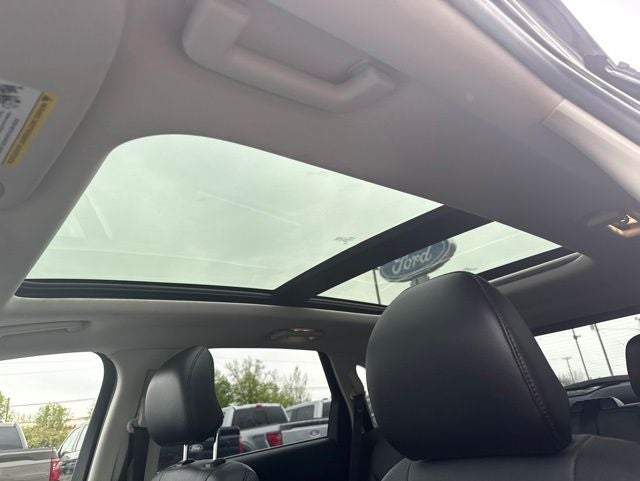 2017 Ford Edge Titanium AWD LOCAL TRADE