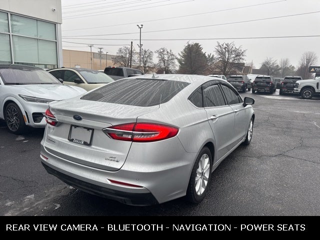 2019 Ford Fusion Hybrid SE 42 MPG