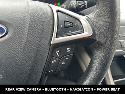 2019 Ford Fusion Hybrid SE 42 MPG