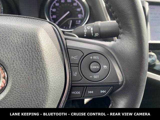 2020 Toyota Camry SE 39 MPG