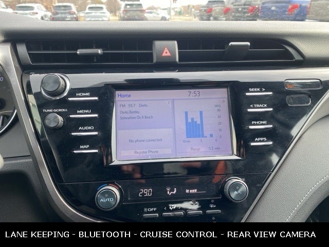 2020 Toyota Camry SE 39 MPG