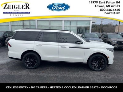 2025 Lincoln Navigator Reserve BLACKOUT PACKAGE