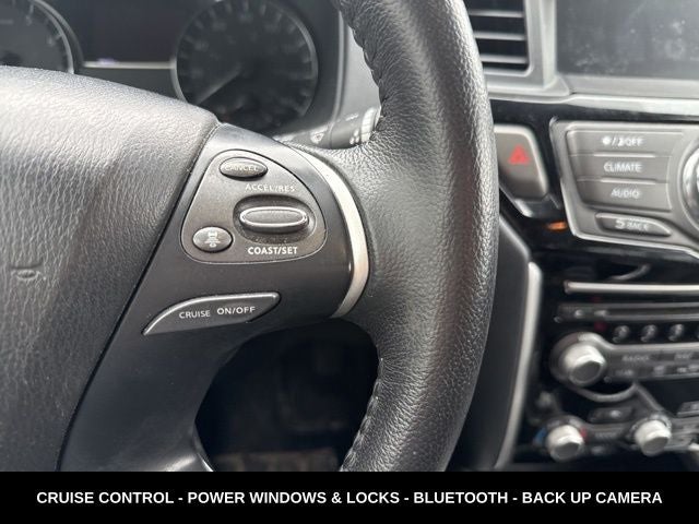 2020 Nissan Pathfinder SV LOCAL TRADE