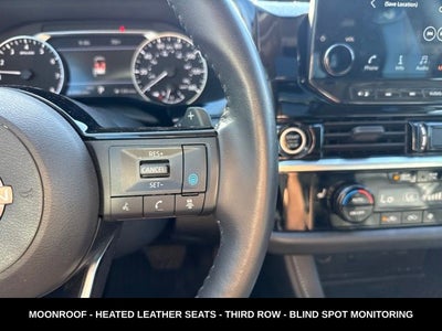 2023 Nissan Pathfinder SL 4WD