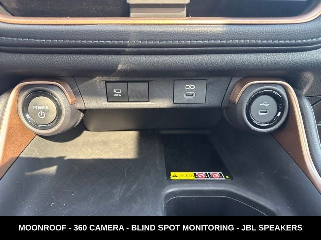 2026 Toyota Grand Highlander Hybrid Base