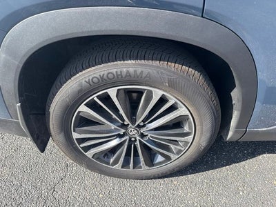 2026 Toyota Grand Highlander Hybrid Base