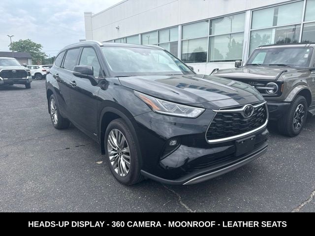 2026 Toyota Highlander Hybrid Platinum