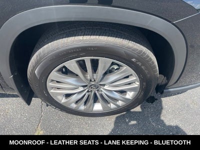 2026 Toyota Highlander Hybrid Platinum HARD TO FIND