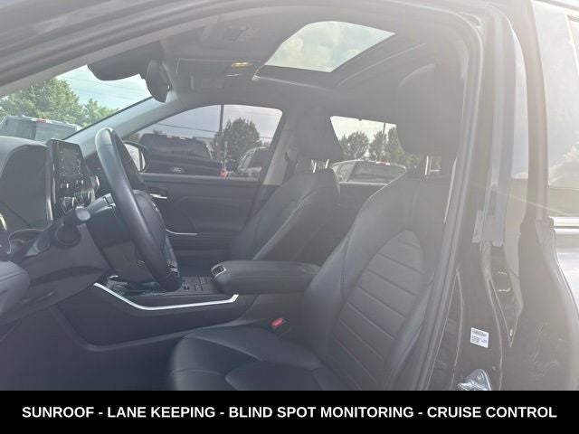 2021 Toyota Highlander XLE 4WD