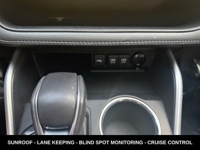 2021 Toyota Highlander XLE 4WD