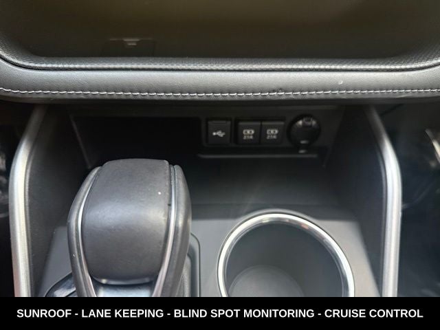 2021 Toyota Highlander XLE 4WD